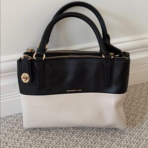 Coach Colorblock Leather Tote Black Chalk / Cream EUC
